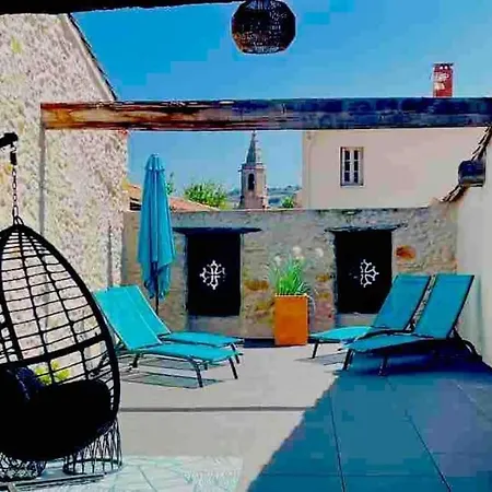 Elegant And Charming Townhouse With Roof Terrace Limoux